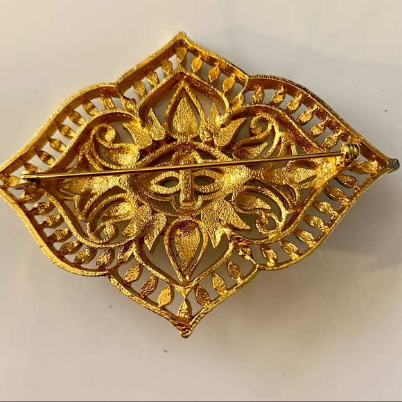 Vintage signed Vendome Enamel Gold Brooch - Picture 6 of 12